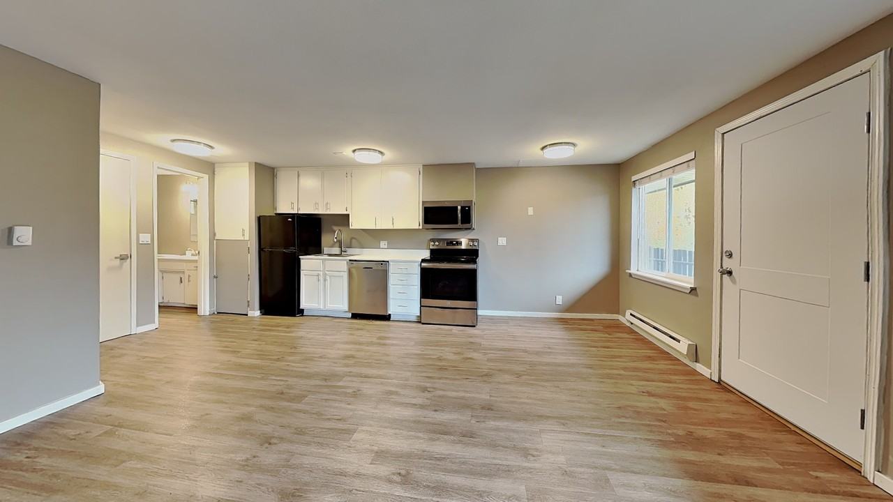 102 Summit Ave N #8 - Photo 2 of 19