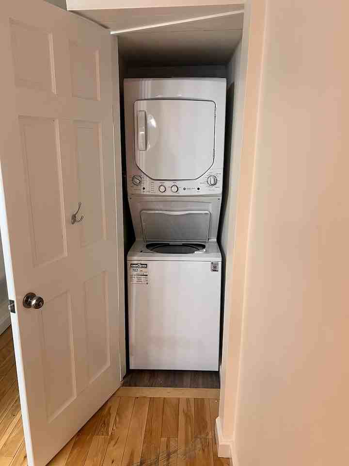 32 Grove Avenue #1 - Photo 6 of 9