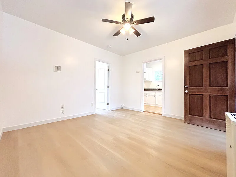 727 E 81st St - Photo 2 of 11