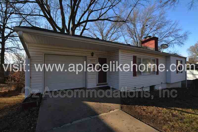 4952 N Garfield Ave - Photo 3 of 27