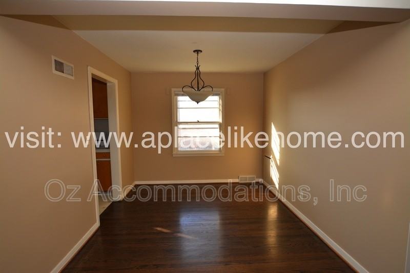 4952 N Garfield Ave - Photo 7 of 27