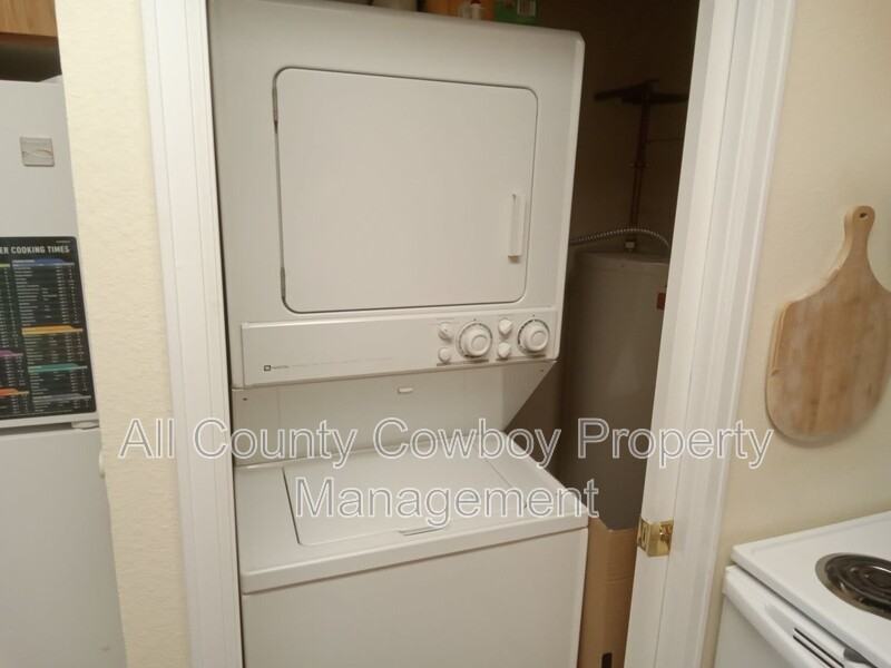 1657 N 5th St #202 - Photo 6 of 6