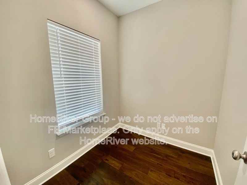 642 Bellingham Dr Ne - Photo 5 of 31