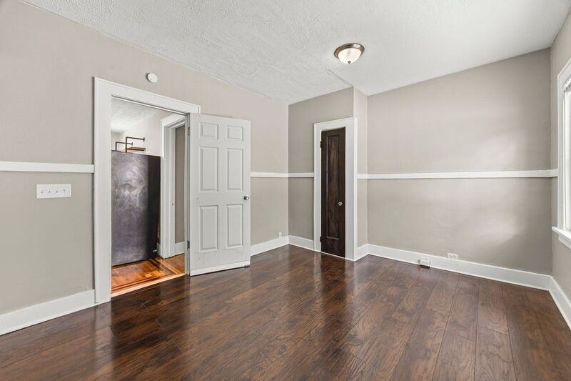 16 Hillendale St - Photo 7 of 11