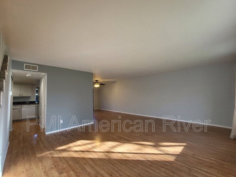 3127 A St - Photo 3 of 23