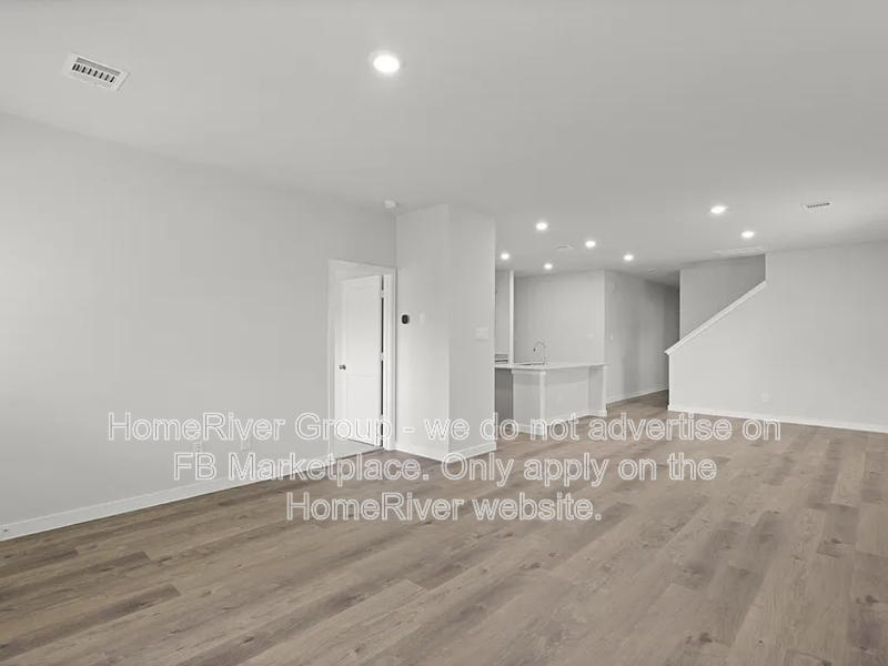 436 Shoreview Dr - Photo 3 of 35