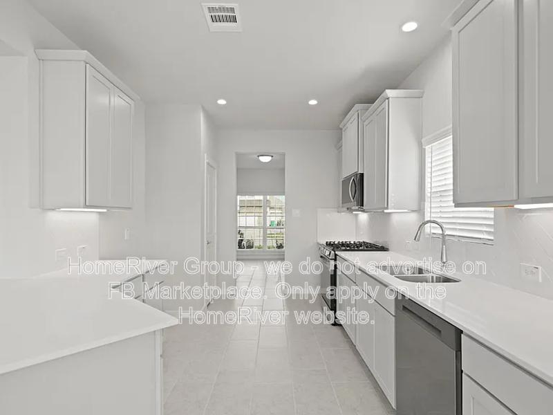 8410 Hunterwyck Ln - Photo 5 of 26