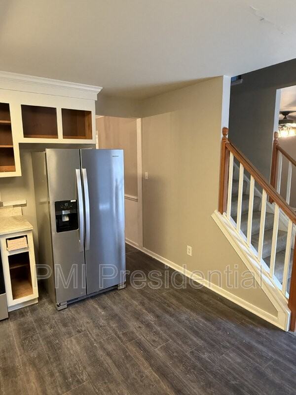 1218 Ryanwood Ct - Photo 5 of 15