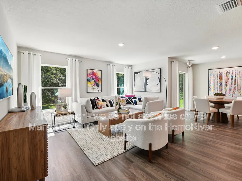 2460 Nw 23rd Ave - Photo 2 of 23