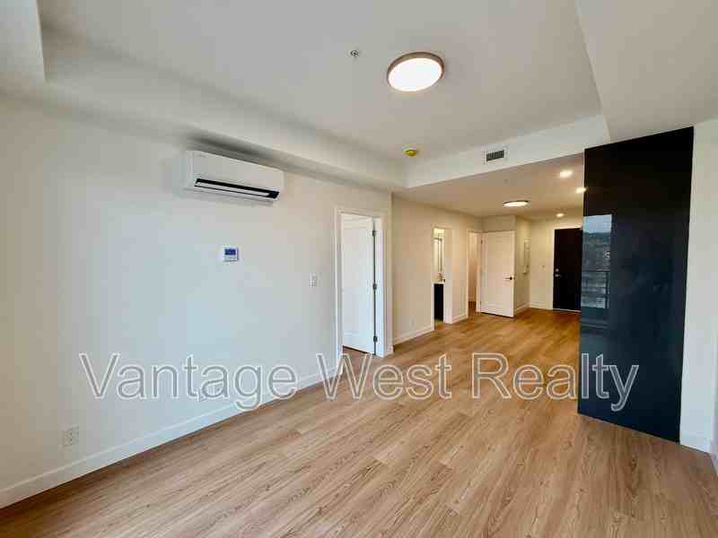 1201 Pridham Ave - Photo 7 of 23