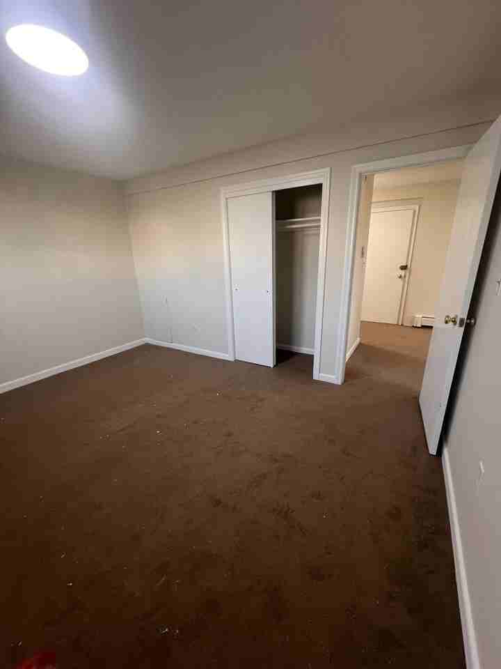 Gardner St #B12 - Photo 4 of 5