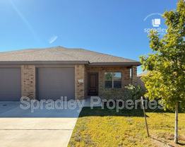 1003 Sparrow Cv Unit B - Photo 1 of 1