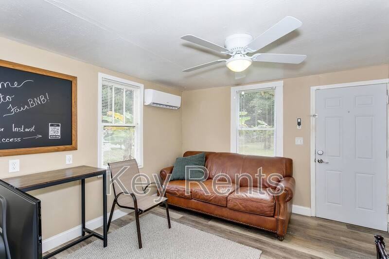 1003 Concordia Blvd - Photo 2 of 12