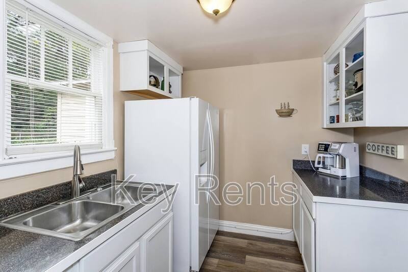 1003 Concordia Blvd - Photo 6 of 12