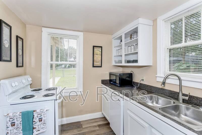 1003 Concordia Blvd - Photo 7 of 12