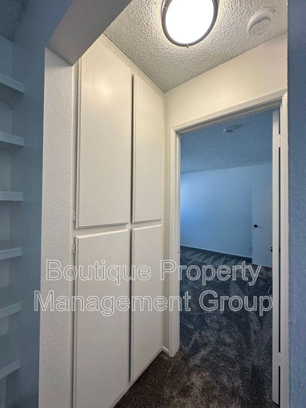 2699 N Canal St - Photo 6 of 6