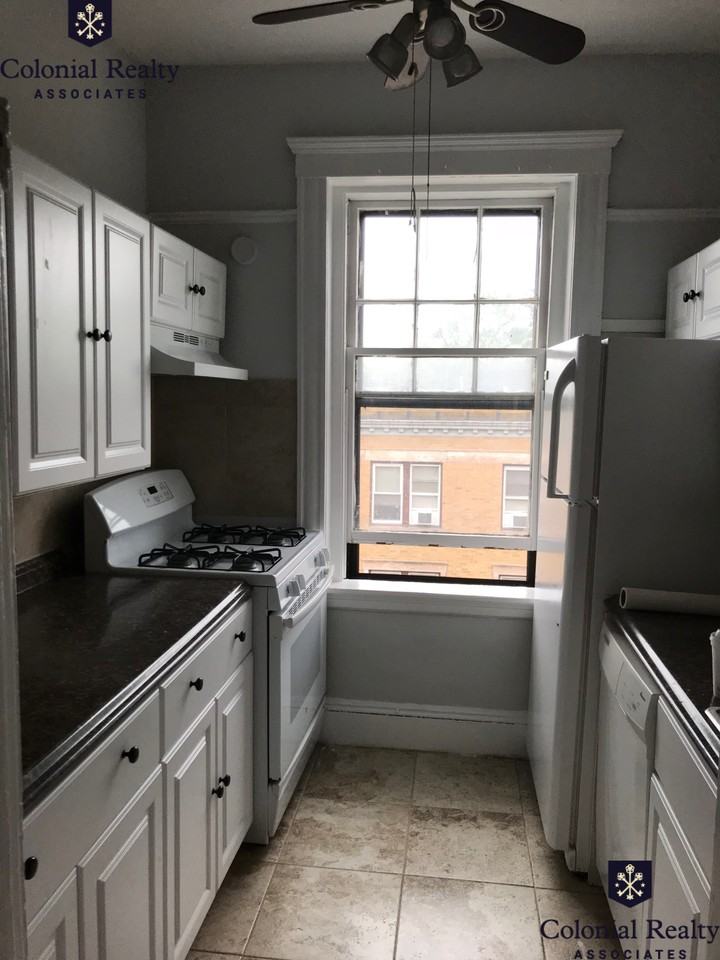 10 Lothian Rd #16 - Photo 2 of 15