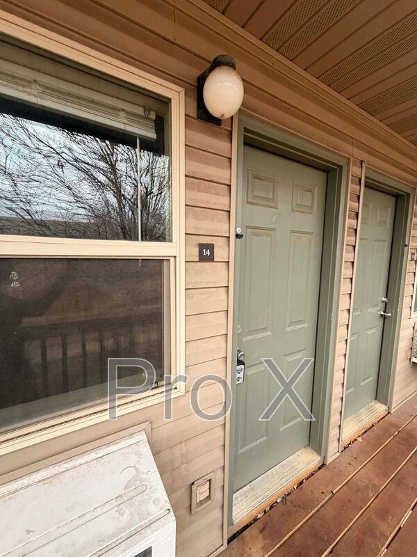 924 Goetz Blvd #14 - Photo 6 of 18