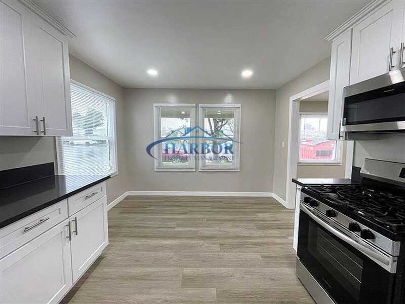 539 E 223rd St #539 - Photo 6 of 14