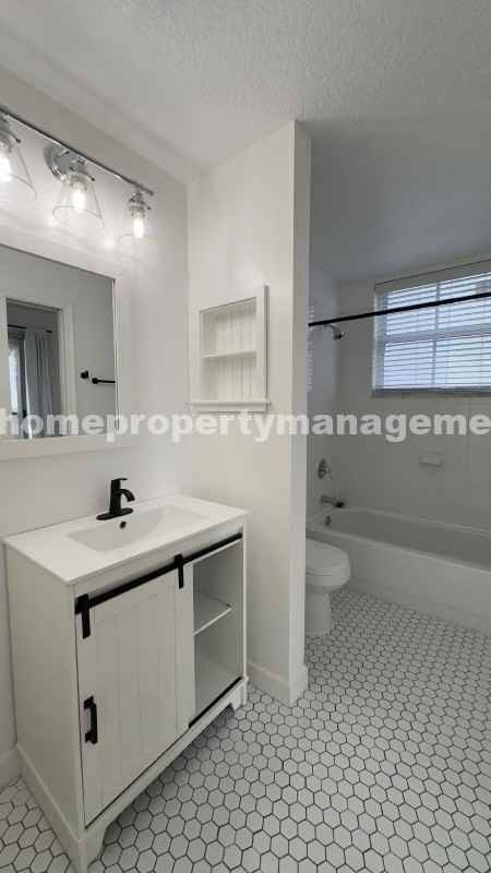 1136 Town Center Dr - Photo 7 of 29