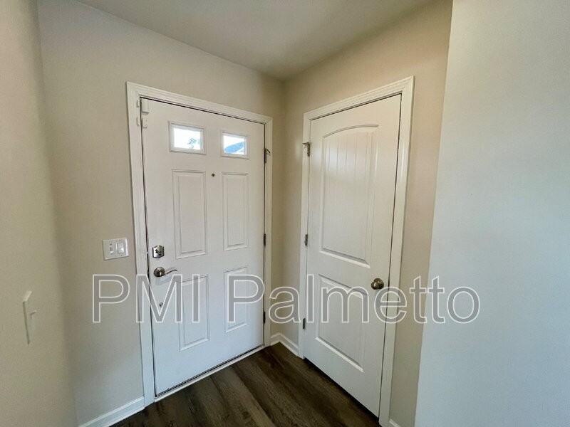 1 Belle Ct - Photo 4 of 32