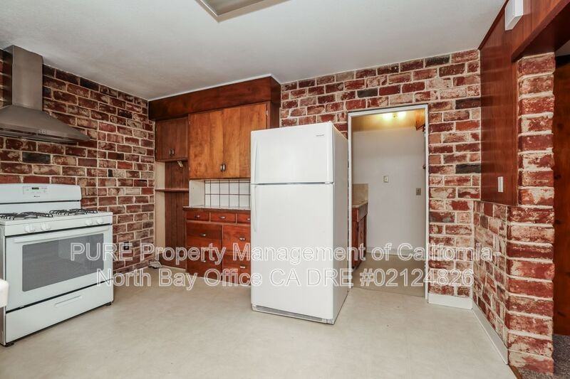 420 Carrillo St #420A - Photo 7 of 17