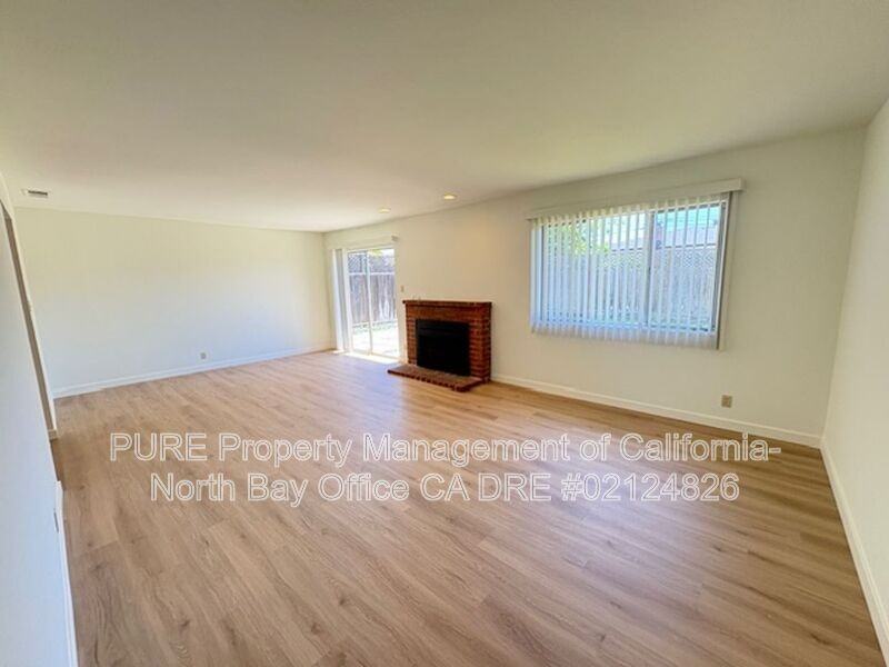 1432 Weaverly Dr - Photo 2 of 15