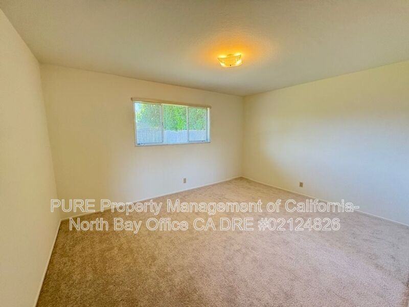 1432 Weaverly Dr - Photo 6 of 15