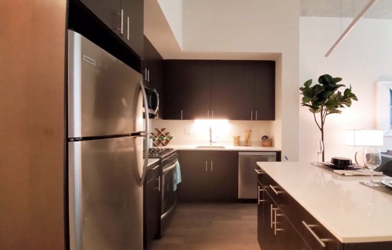 1322 S Wabash Ave - Photo 3 of 16