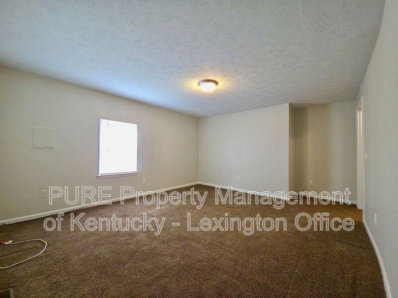 122 N Magnolia St - Photo 3 of 22