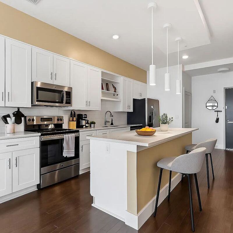 2407 8th Ave S - Photo 2 of 34