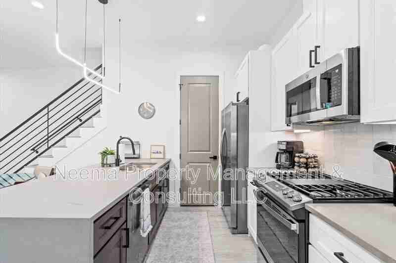 6825 Cadillac St Houston Tx 77021 - Photo 3 of 11