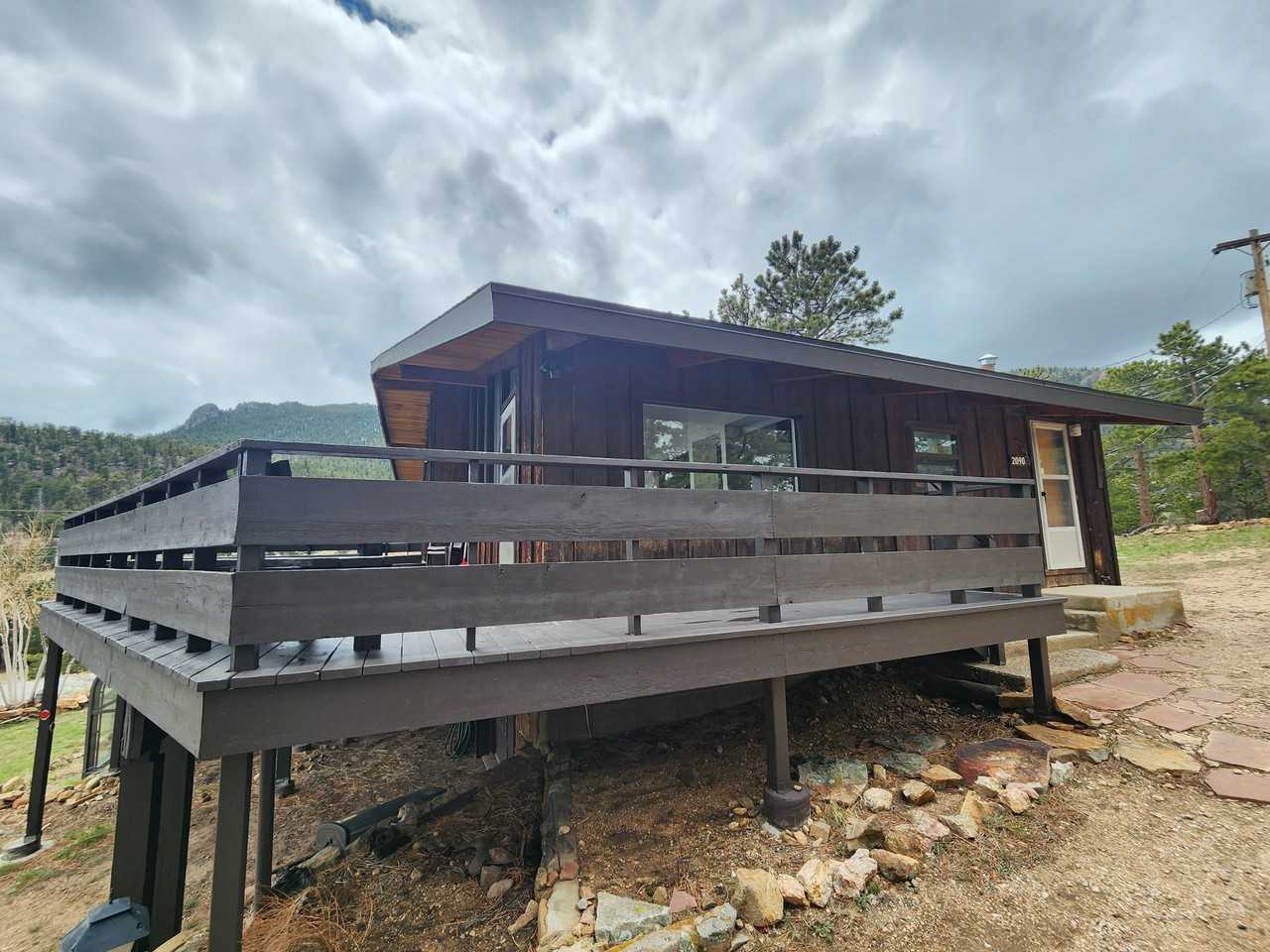 2090 Marys Lake Rd - Photo 2 of 30