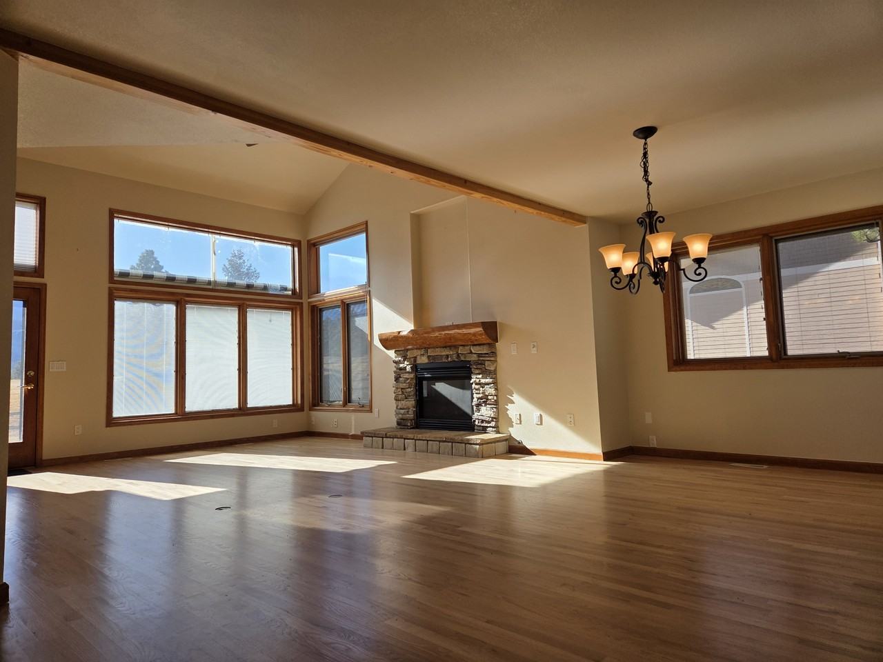 1600 Wapiti Cir #10 - Photo 4 of 7