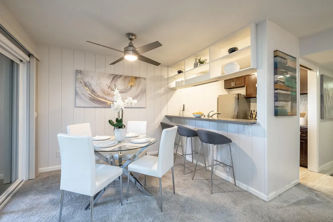 3335 La Mesa Dr - Photo 4 of 13