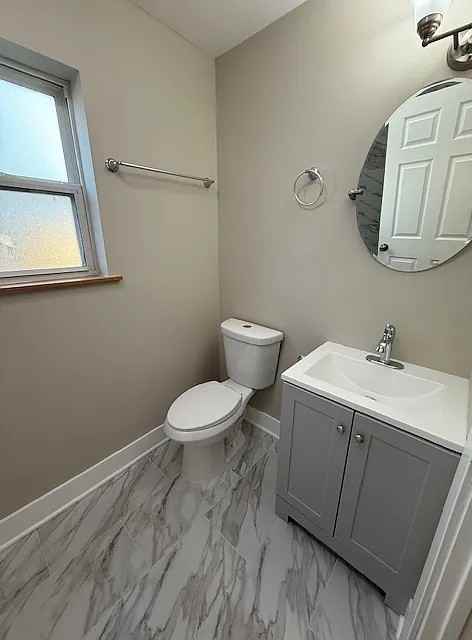 2706 W Jackson Blvd #1 - Photo 3 of 9