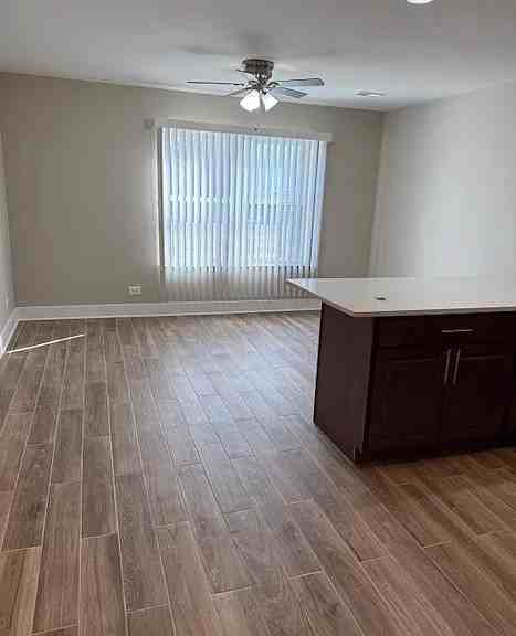 2706 W Jackson Blvd #1 - Photo 5 of 9