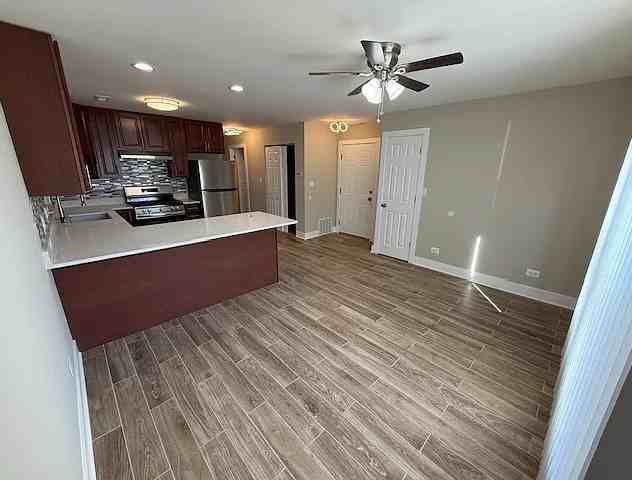 2706 W Jackson Blvd #1 - Photo 6 of 9