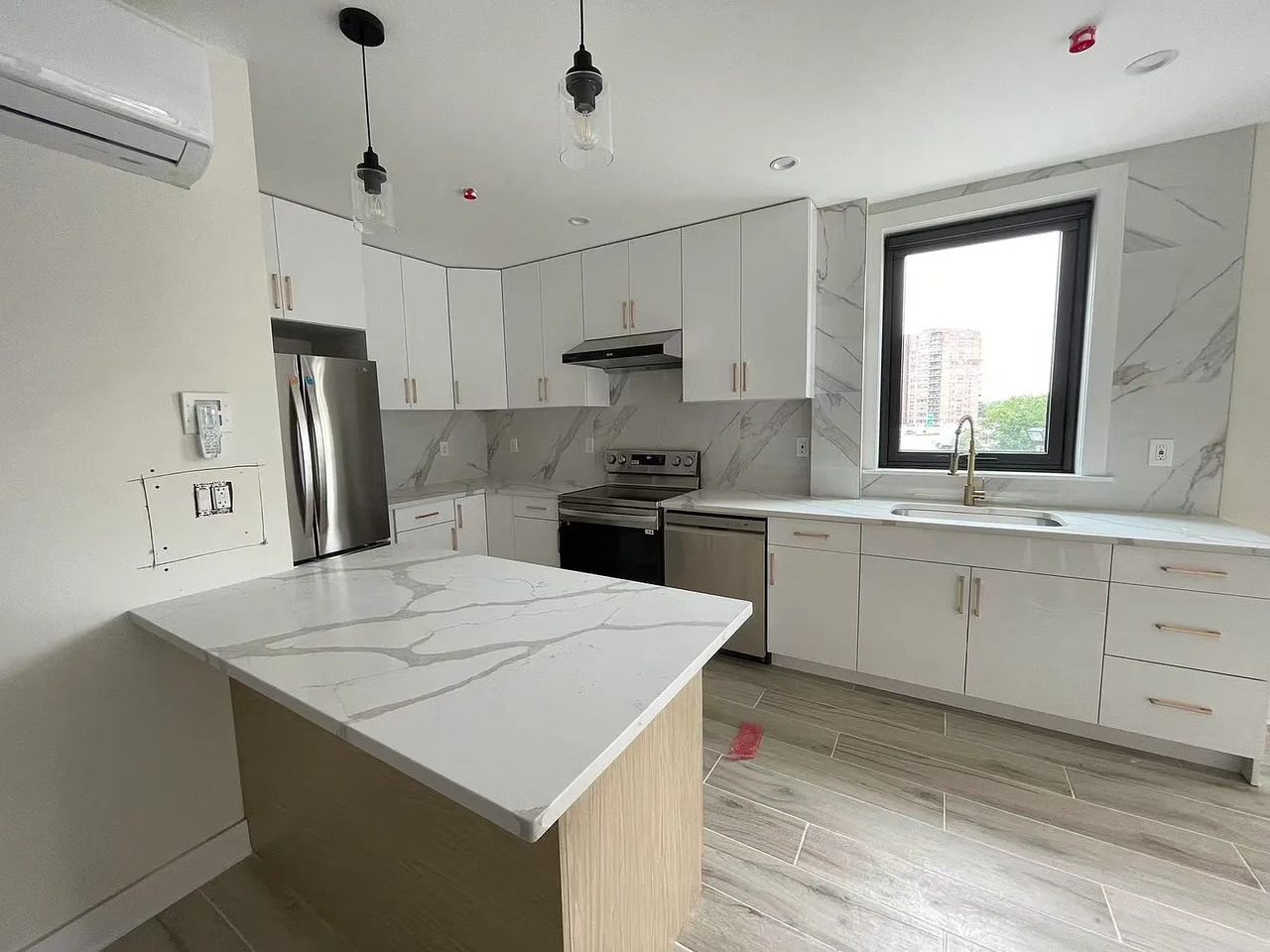 6011 Waldron St #3A - Photo 7 of 8