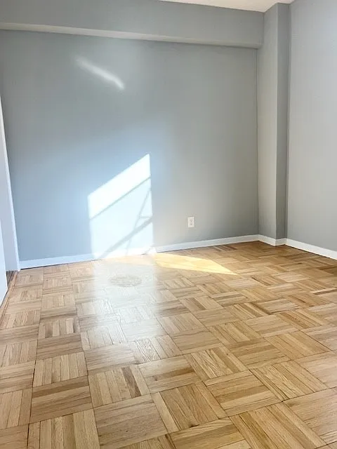 239 E Mosholu Pkwy N #2C - Photo 2 of 11