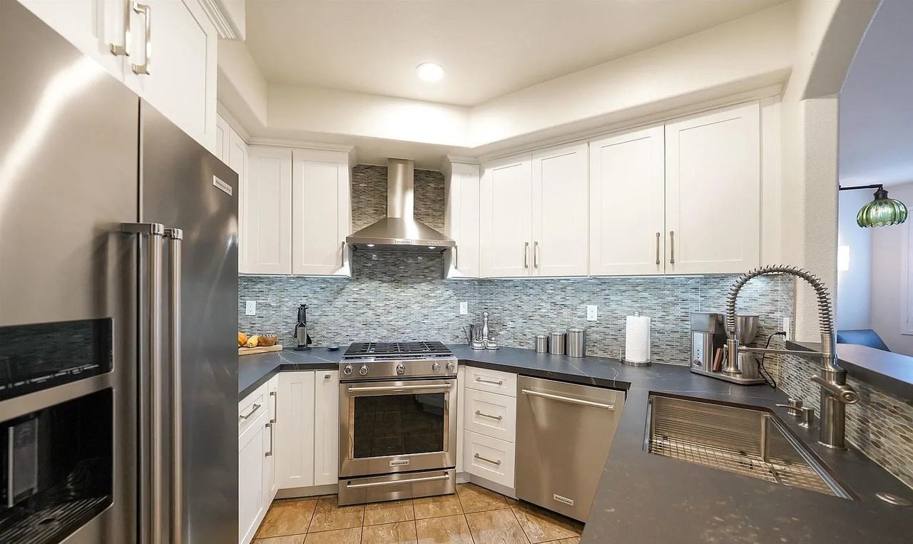 12047 Tivoli Park Row - Photo 5 of 8