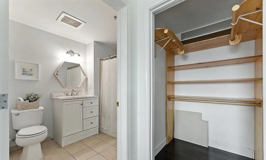 1 Nassau St - Photo 3 of 10