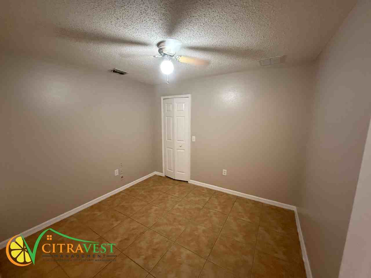 770 Rollins Dr - Photo 3 of 9