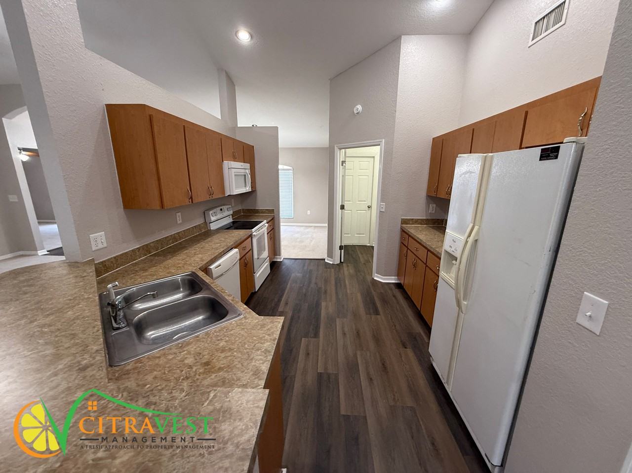 110 Cloverdale Rd - Photo 3 of 13