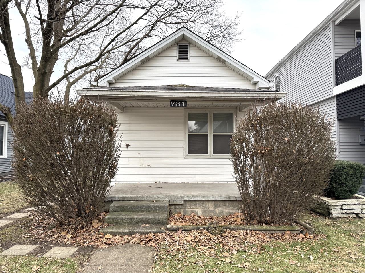 731 Lincoln St - Photo 3 of 21