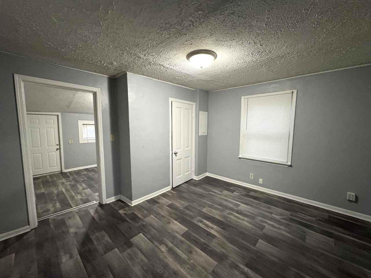 731 Lincoln St - Photo 5 of 21