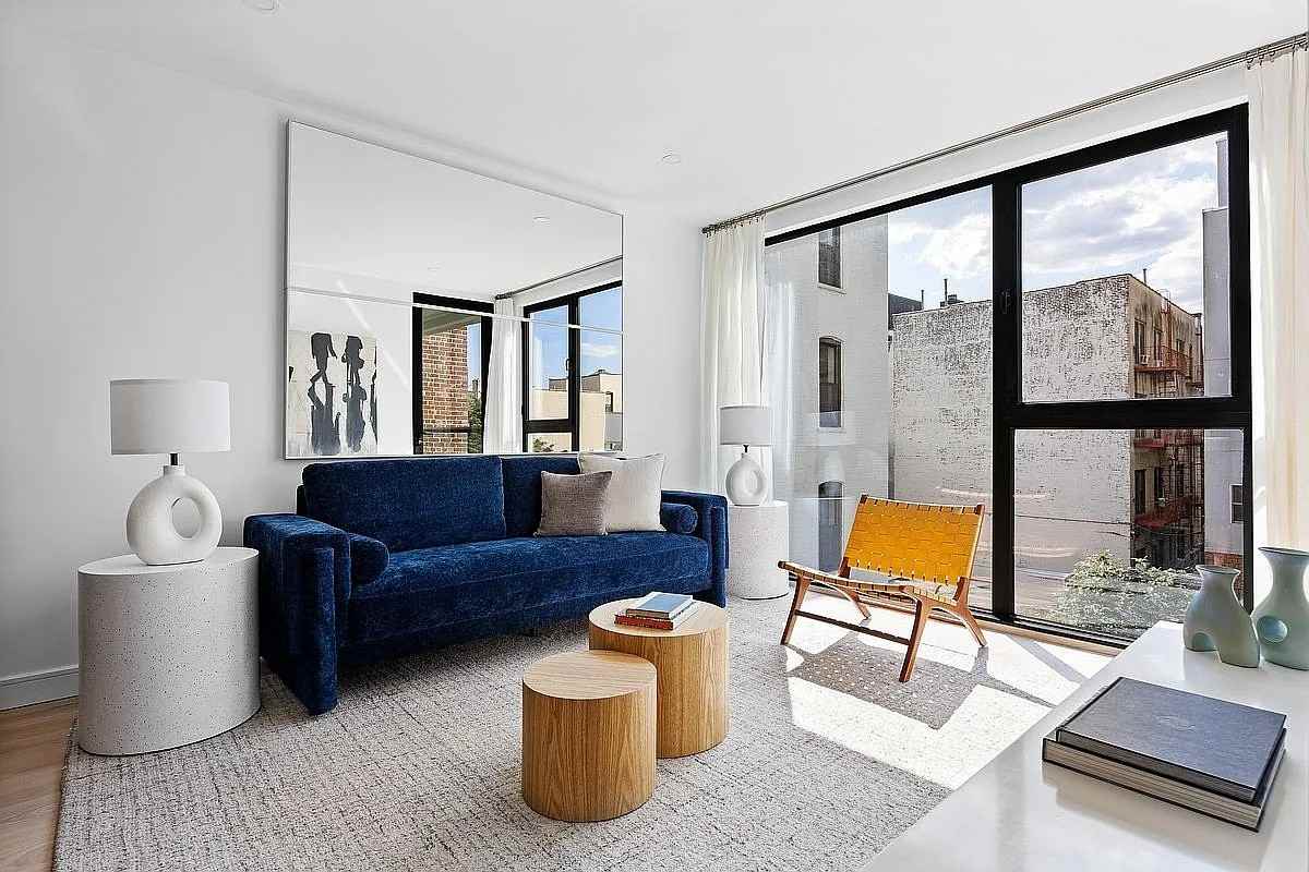 2588 38th St #3A - Photo 5 of 9