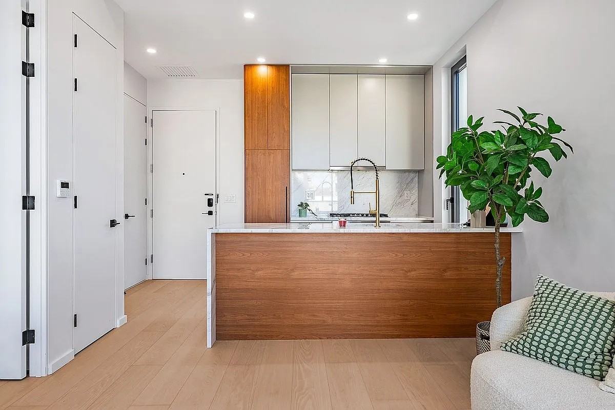 3116 21st St #PH1G - Photo 6 of 11