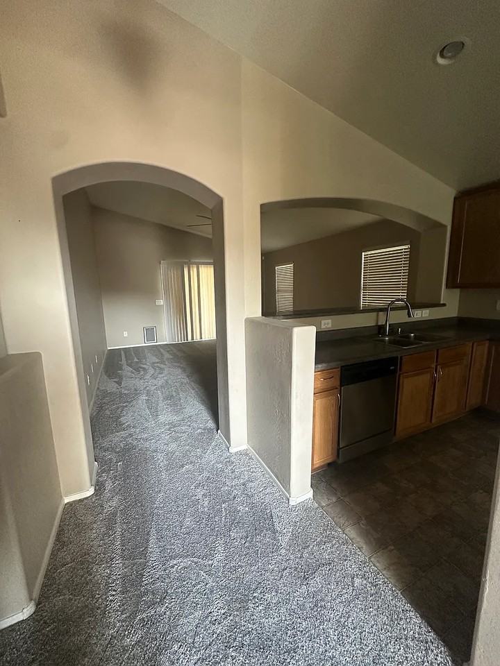 11980 W Dos Rios Dr - Photo 4 of 22