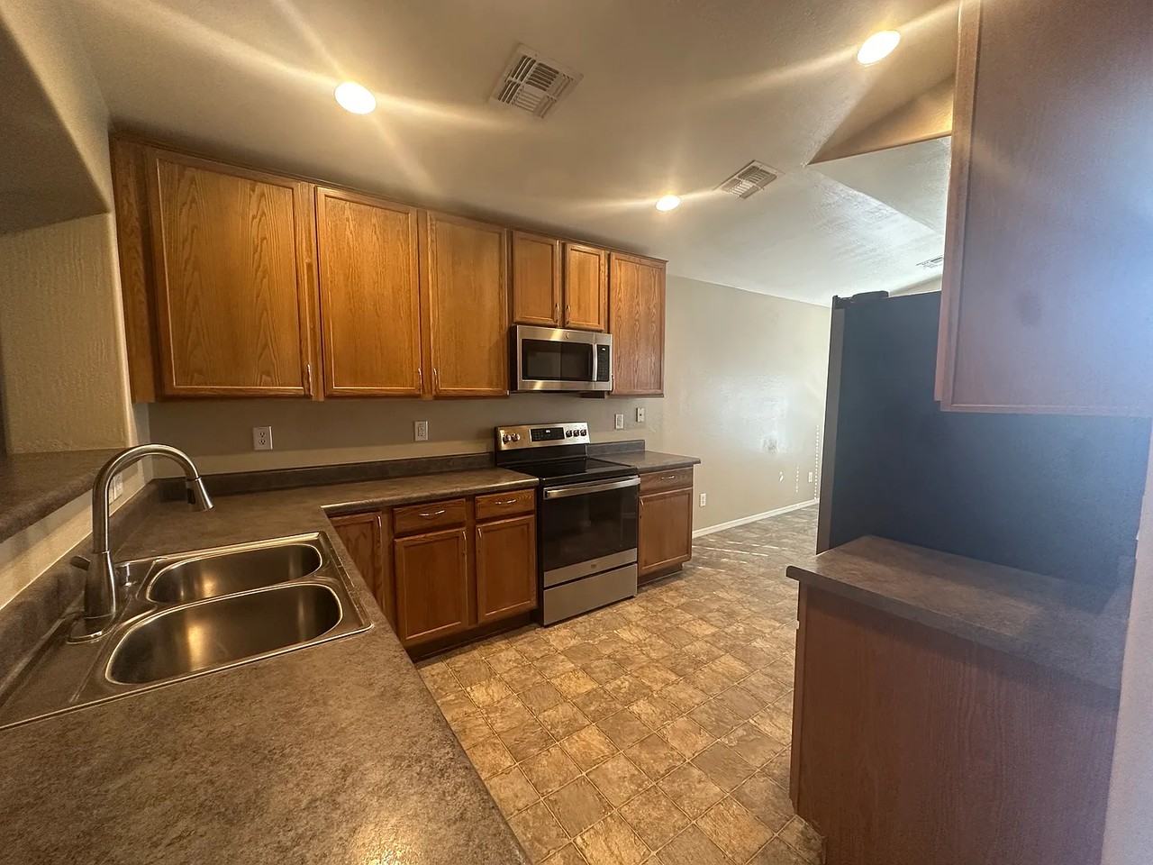 11980 W Dos Rios Dr - Photo 6 of 22